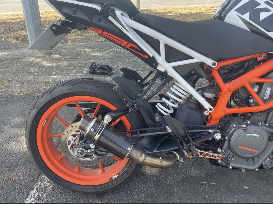 KTM DUKE 390
