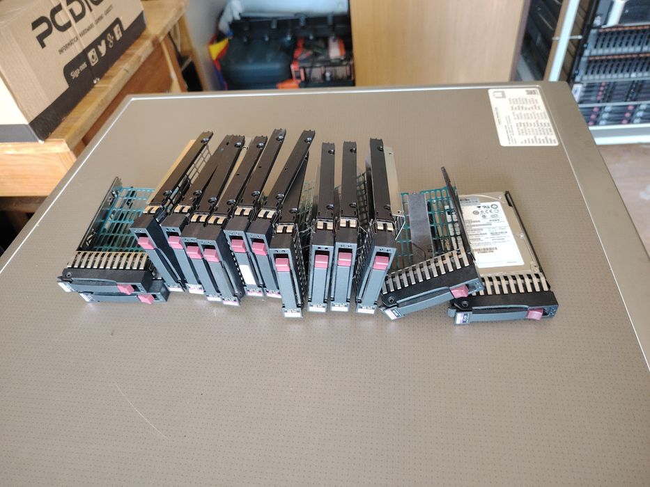 Conjunto de Caddys servidor HP SFF 2,5" GEN 5 6 e7