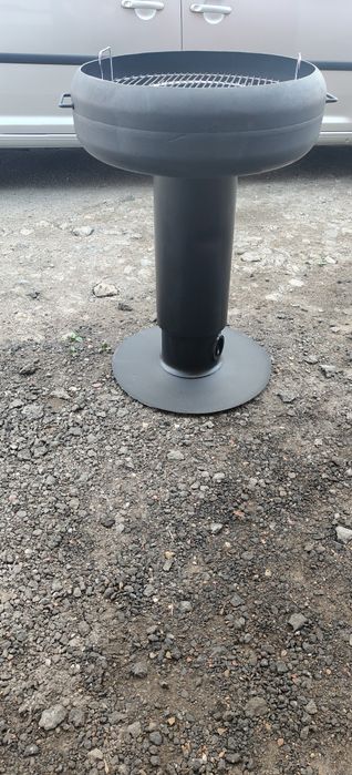 Grill ogrodowy  stabilny