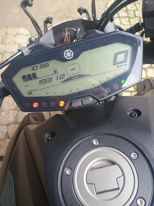 Yamaha MT 07 igual a nova