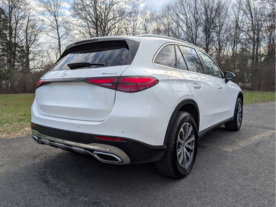 Mercedes-Benz Glc 300      2024