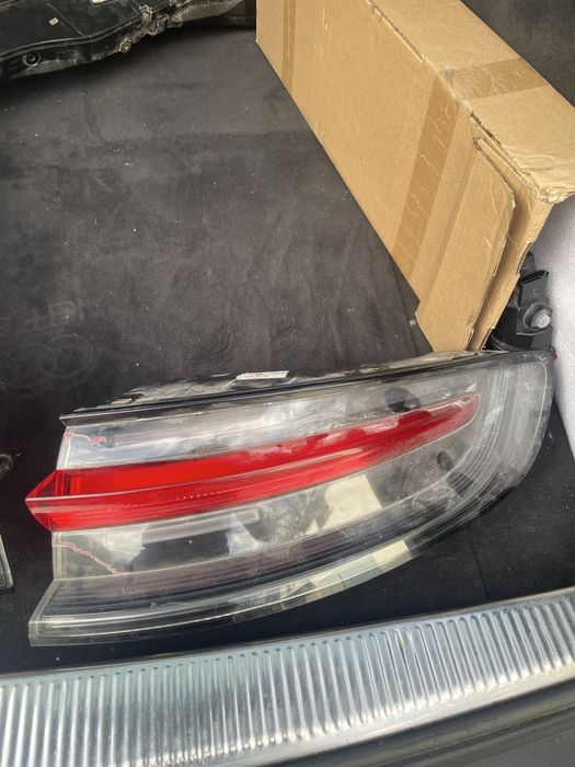 Комплект стопів Porsche Macan Америка