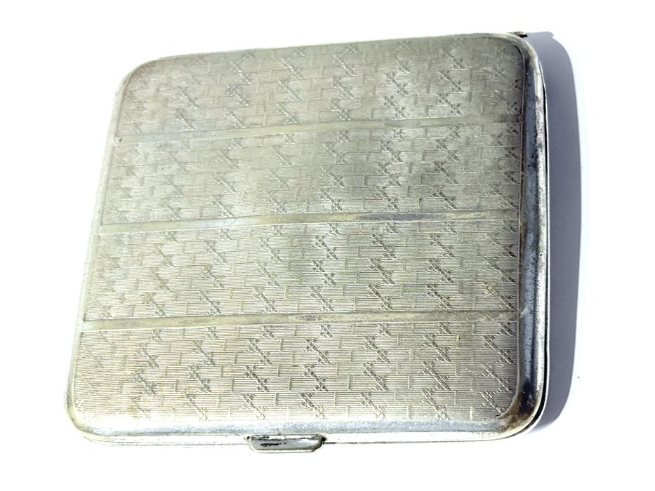 Lindissima entiga cigarreira em alpaca com esmalte