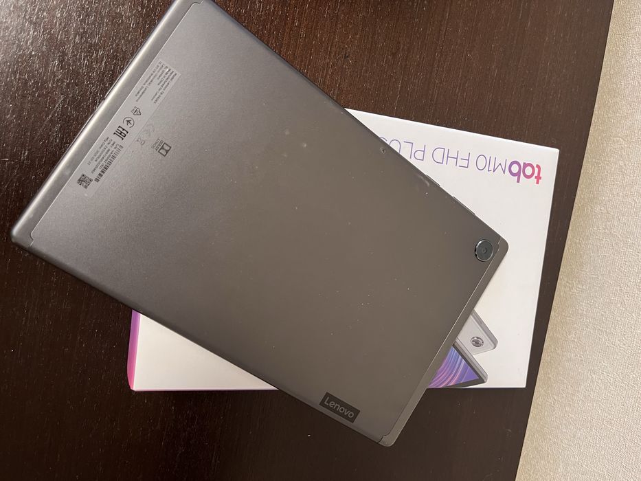 Планшет Lenovo tab M-10 FHD plus
