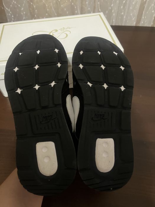 Кросівки для хлопчиків  Nike Venture Runner