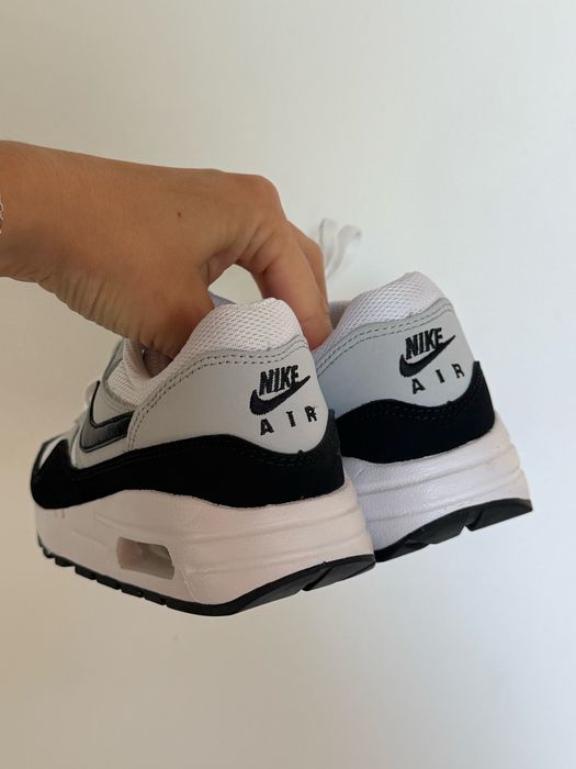 Дитячі кросівки Nike 33 розмір (оригінал)