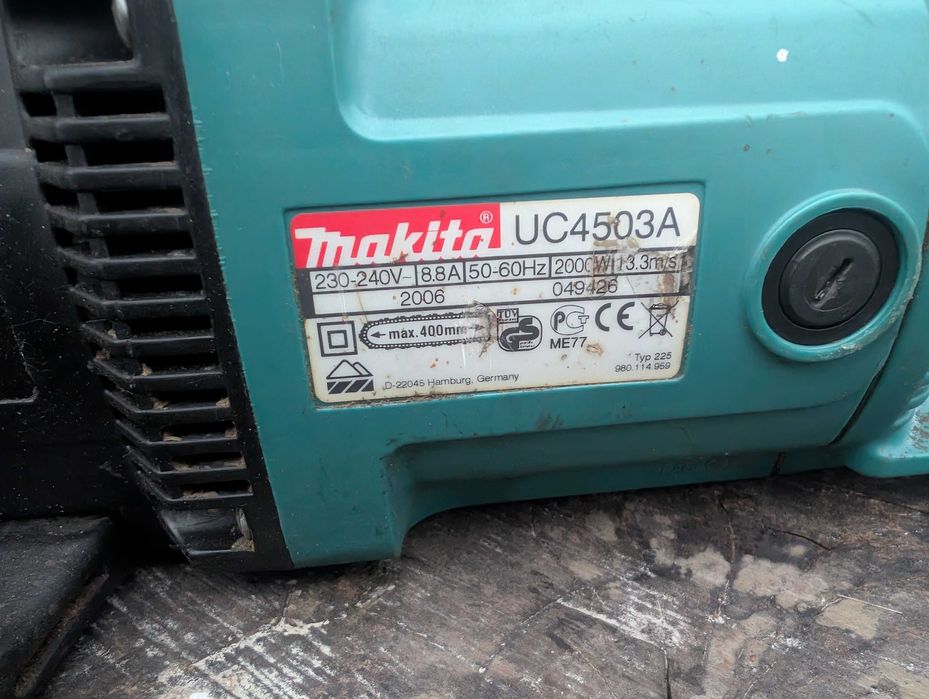 Електропила Makita uc4503a