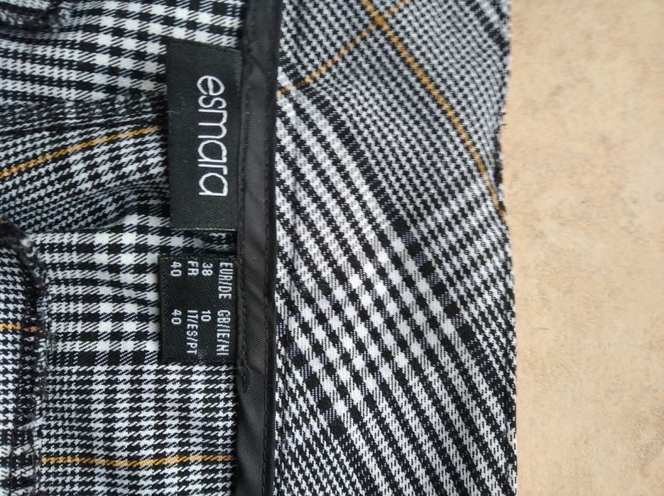 Spodnie w kratkę Esmara szare r.38