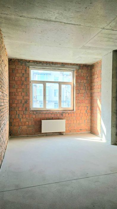 Продаж 3х-тної Квартири в Клубному  Будинку Краківська 4б ! Держ-програми