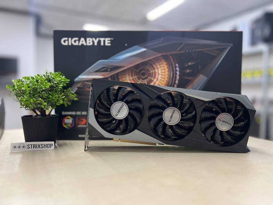 Відеокарта GIGABYTE GeForce RTX 3070 GAMING OC 8G Б/в + Гарантія 3 місяці