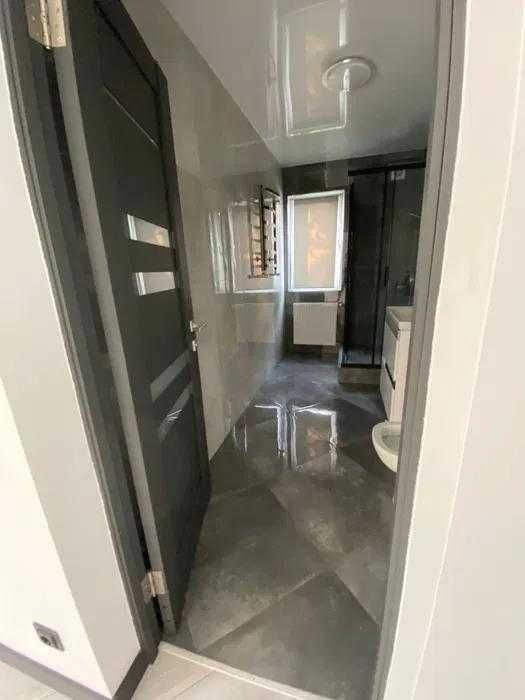 Оренда будинку з басейном с. Наварія 150м² 4 кімнати власне опалення