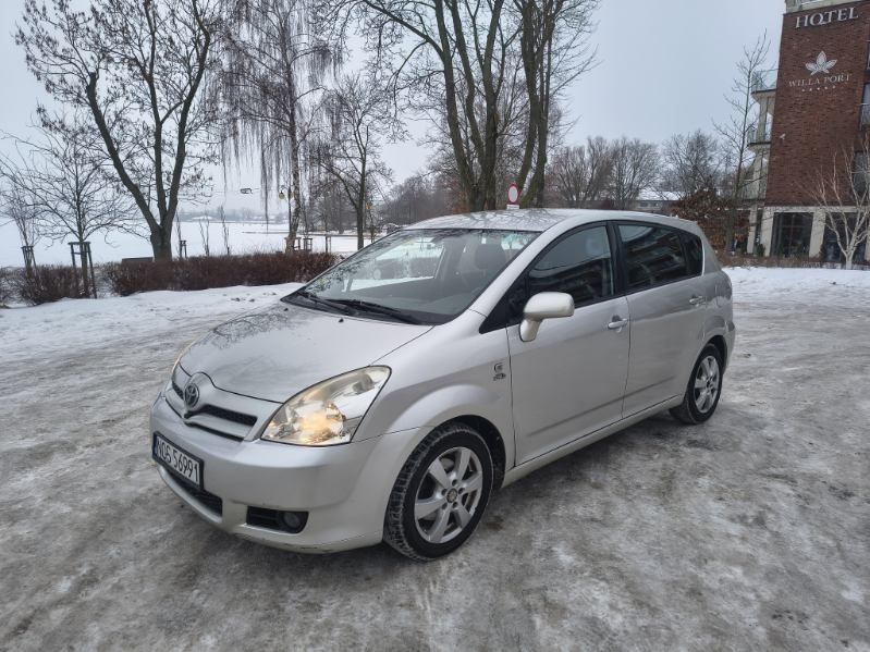Toyota Corolla Verso Polift