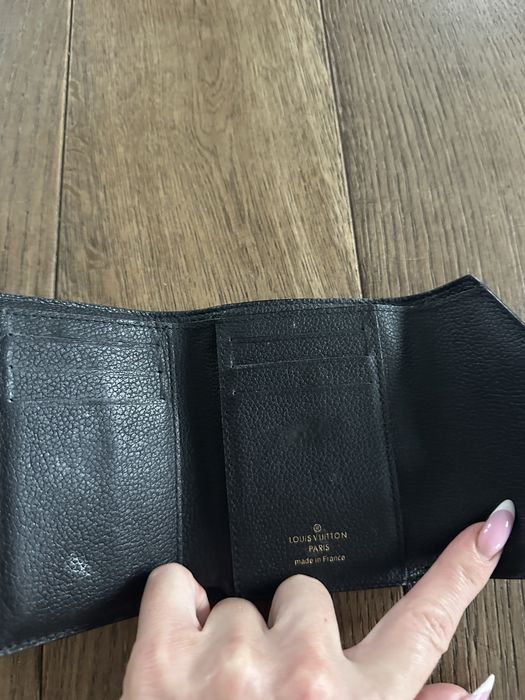 Ekskluzywny portfel damski – styl i funkcjonalność w jednym!