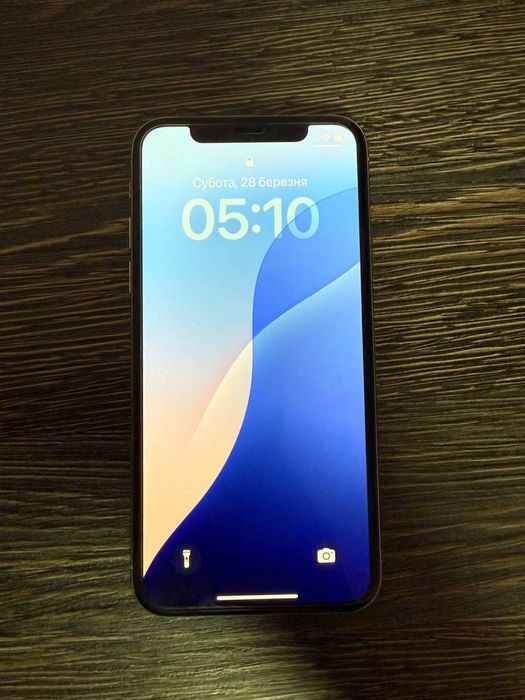 iPhone XS продам