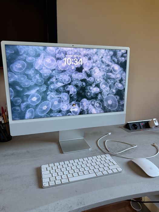 Komputer APPLE iMac 24 4k 23.5" Retina M3 10R GPU 8GB RAM 256GB SSD macOS Srebrny