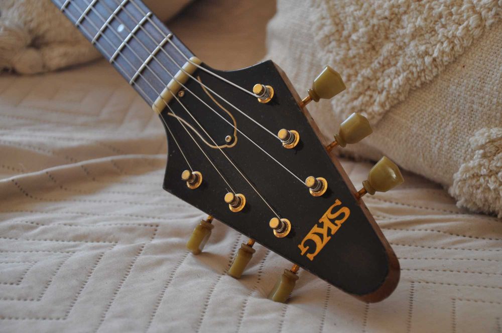 SKG Korina 58 Flying V Gibson