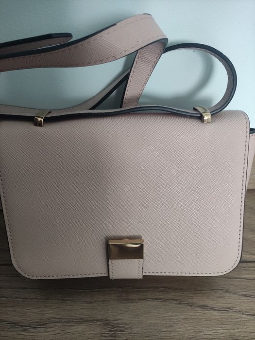 Pudrowa mała torebka na ramię