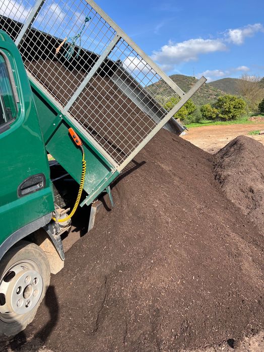 Composto Orgânico vegetal. Adubo orgânico
organic fertilizer -