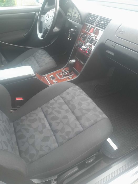 Mercedes Benz C200 CDI Caixa automática