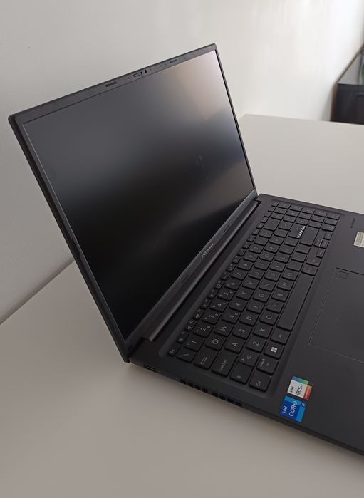 Portátil Asus VivoBook F1605 16" F1605VA-73BLHDPS1 Indie Black