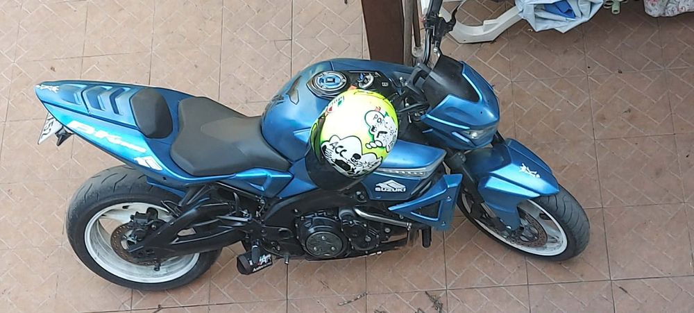 Suzuki B-king  para venda