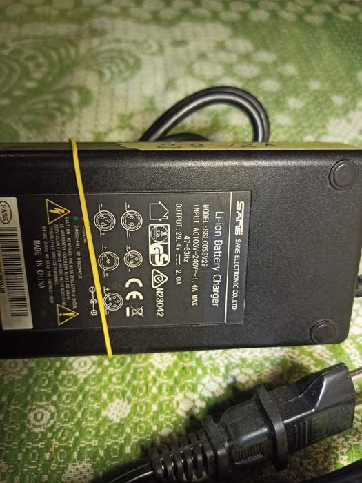 блок питания,зарядные для LI-ION 67в