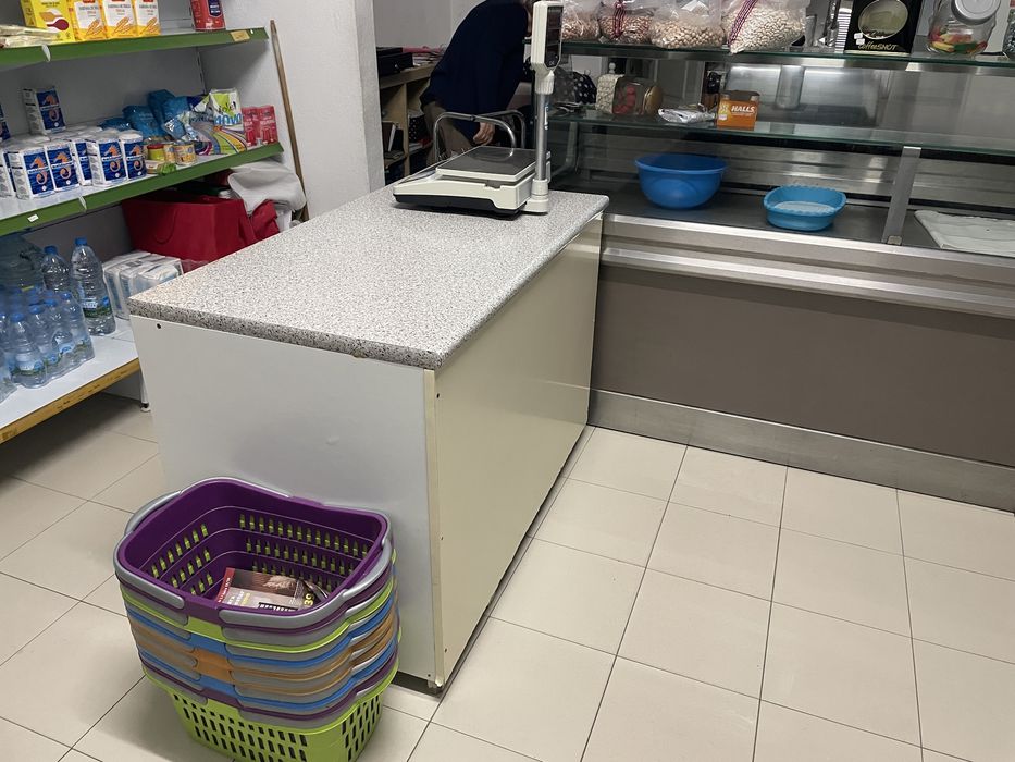 Vende-se Recheio Completo de Mercearia/Minimercado!