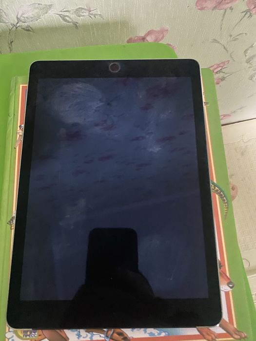 iPad Air 2 (A1567)