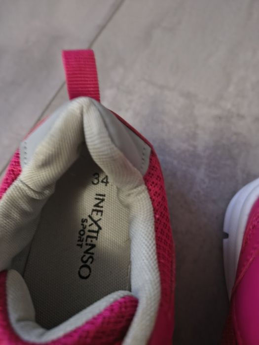 Buty sportowe lekkie 34