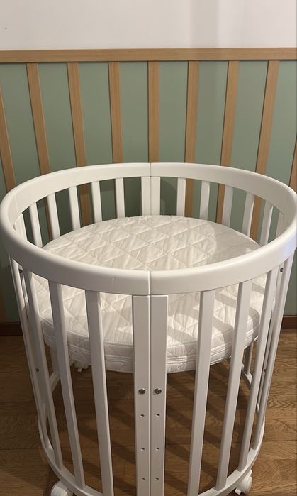 Berço Redondo Oval Branco (ComfortBaby SmartGrow 7in1)