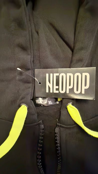 Hoodie Oficial Festival Neopop - Novo (Preto)