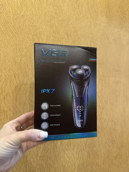 Електробритва для вологого та сухого голінняя VGR V-306