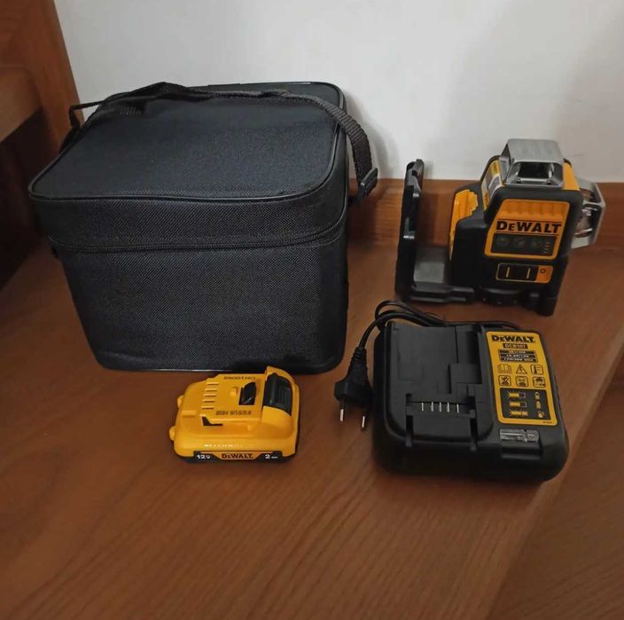 Лазерний рівень DeWalt 089LG 3D 12 ліній