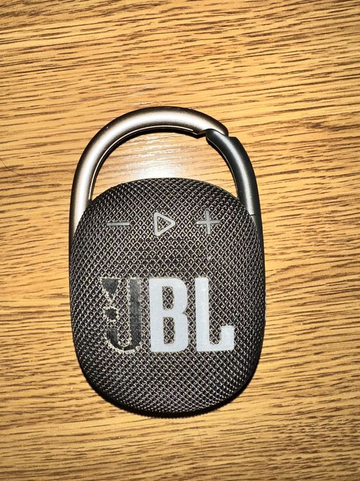 Колонка jbl clip 4