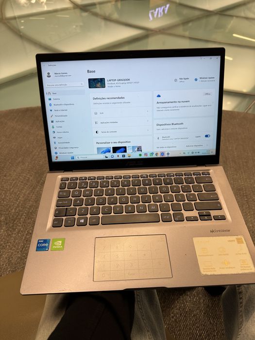 Asus VivoBook X415 intel core i5 8GB RAM