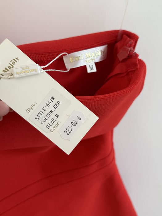 Nowa sukienka z metka