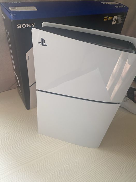 PlayStation 5 Slim 1TB