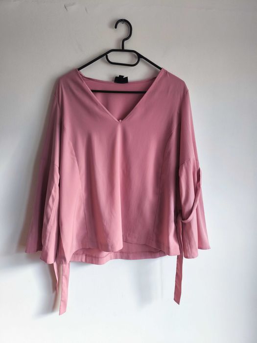 Rożowa bluzka z wiązaniami na rękawach marki TopShop w rozmiarze M/38