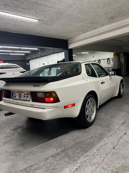Porsche 944 2.5 8V