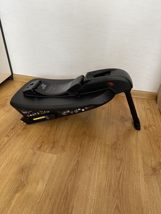 Автокрісло Bratax Römer baby safe з базою