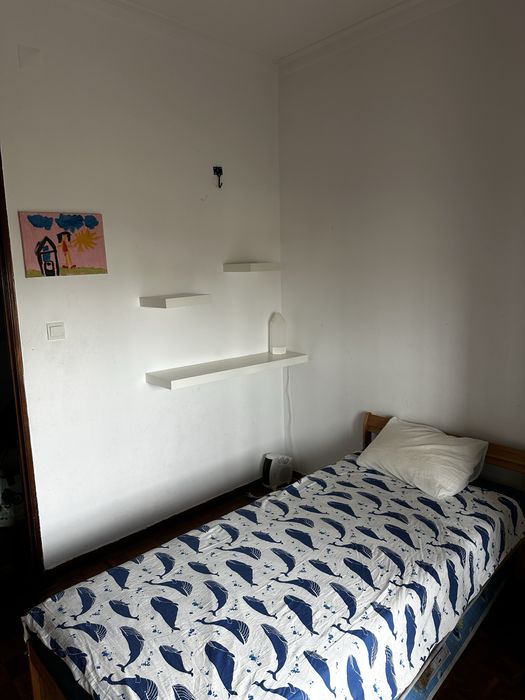 Arrendo quarto na amadora
