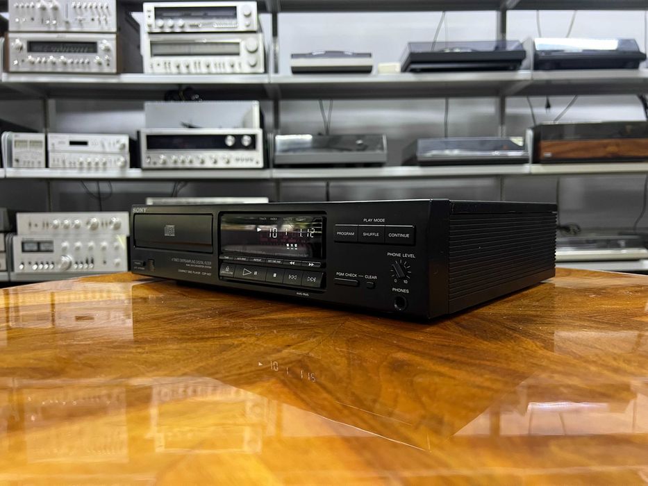 Odtwarzacz płyt Sony CDP-M27 Audio Room