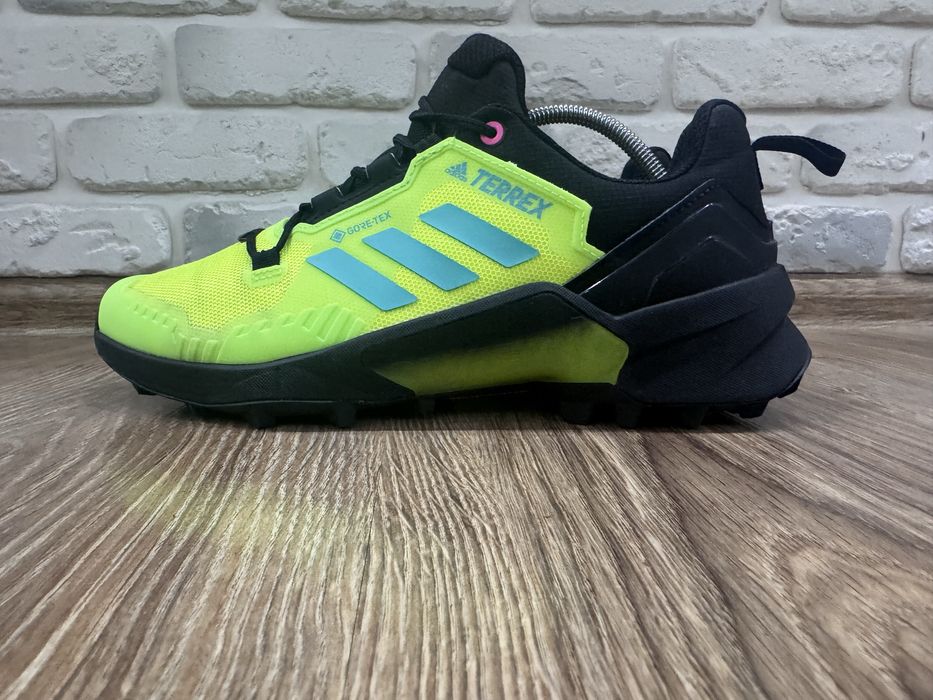 Кроссовки Adidas Terrex Swift R3 Gore-Tex ,размер 40.5 (25.5см