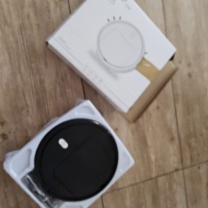 Robot Odkurzający, Robot Odkurzający z Samoładowaniem,