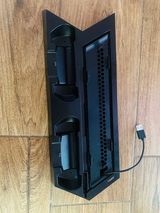 Podstawka chłodząca stojak ps4 od firmy dobe