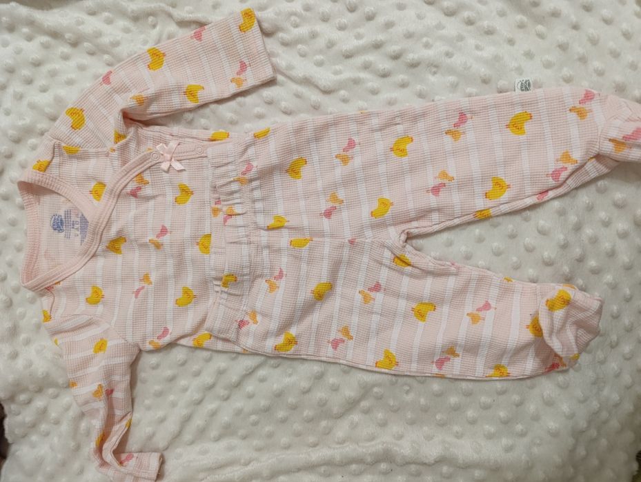 Одяг для дівчаток