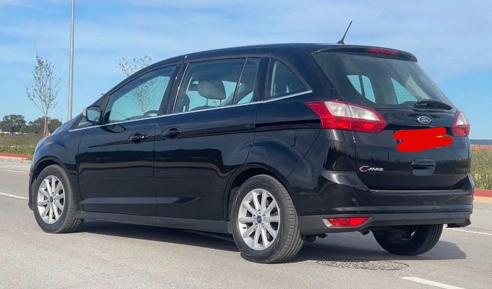Carrinha Ford Grand C-Max