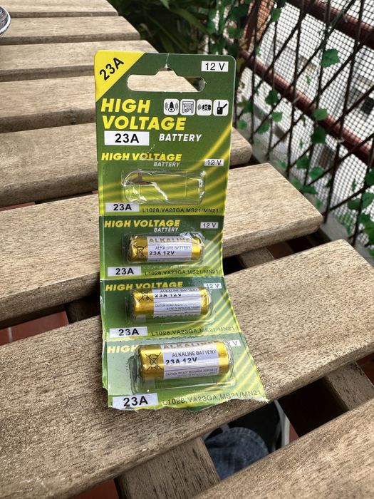 Conjunto de 3 Pilhas novas 12V  23amperes  high voltage