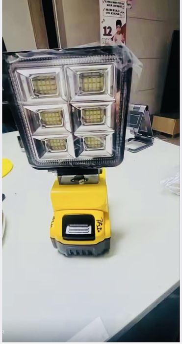 Яскрава потужла лампа на акумулятор dewalt 48wt 5200LM енероощадна нов