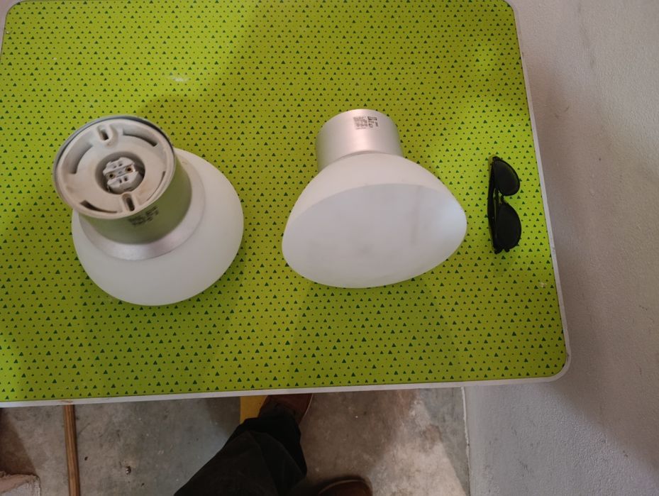Vendo conjunto de 2 candeeiros de teto/parede (plafons)